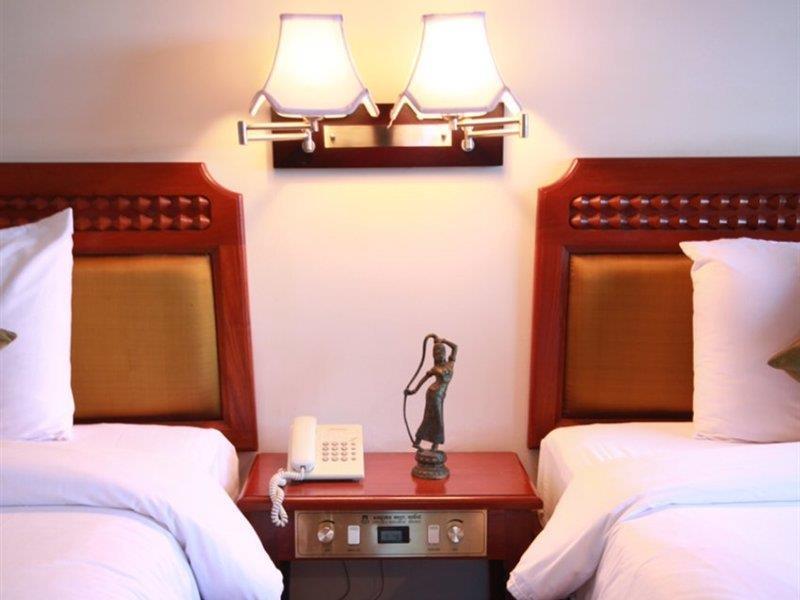 Apsara Holiday Hotel Siem Reap Zewnętrze zdjęcie